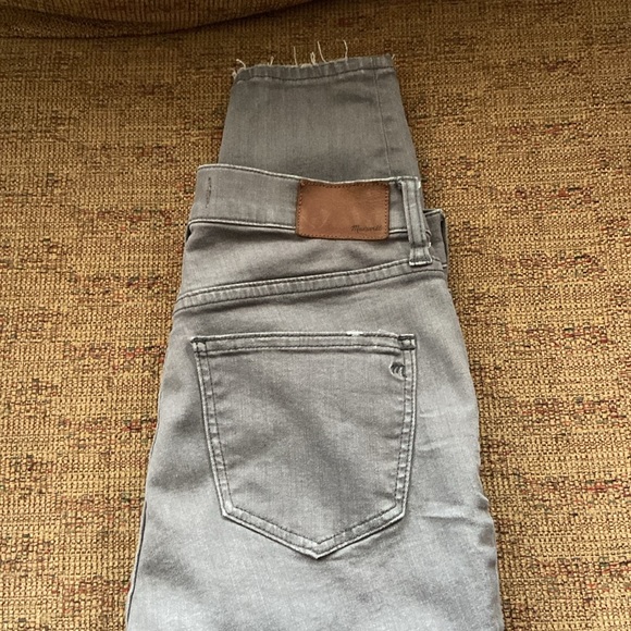 Women’s Madewell Denim Gray Jeans High Riser Skinny Creased Size 26 Stretch - Picture 9 of 14